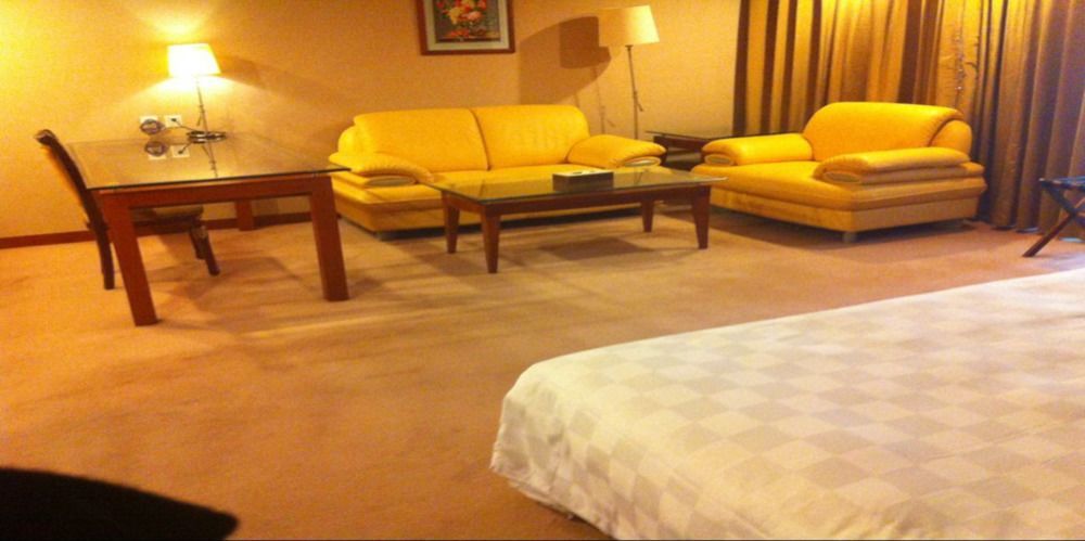 New Times Hotel Shenzhen Railway Station Extérieur photo