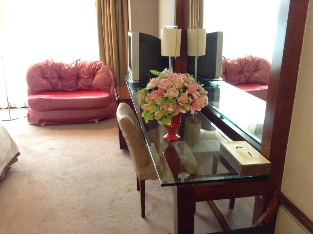New Times Hotel Shenzhen Railway Station Extérieur photo