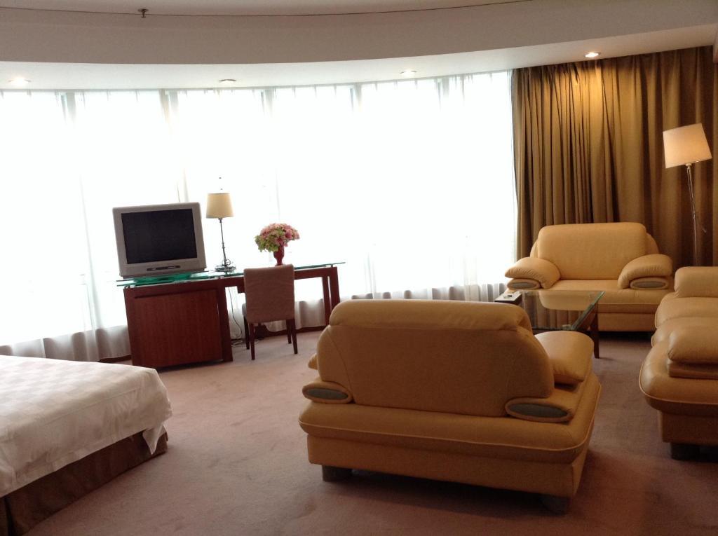New Times Hotel Shenzhen Railway Station Extérieur photo