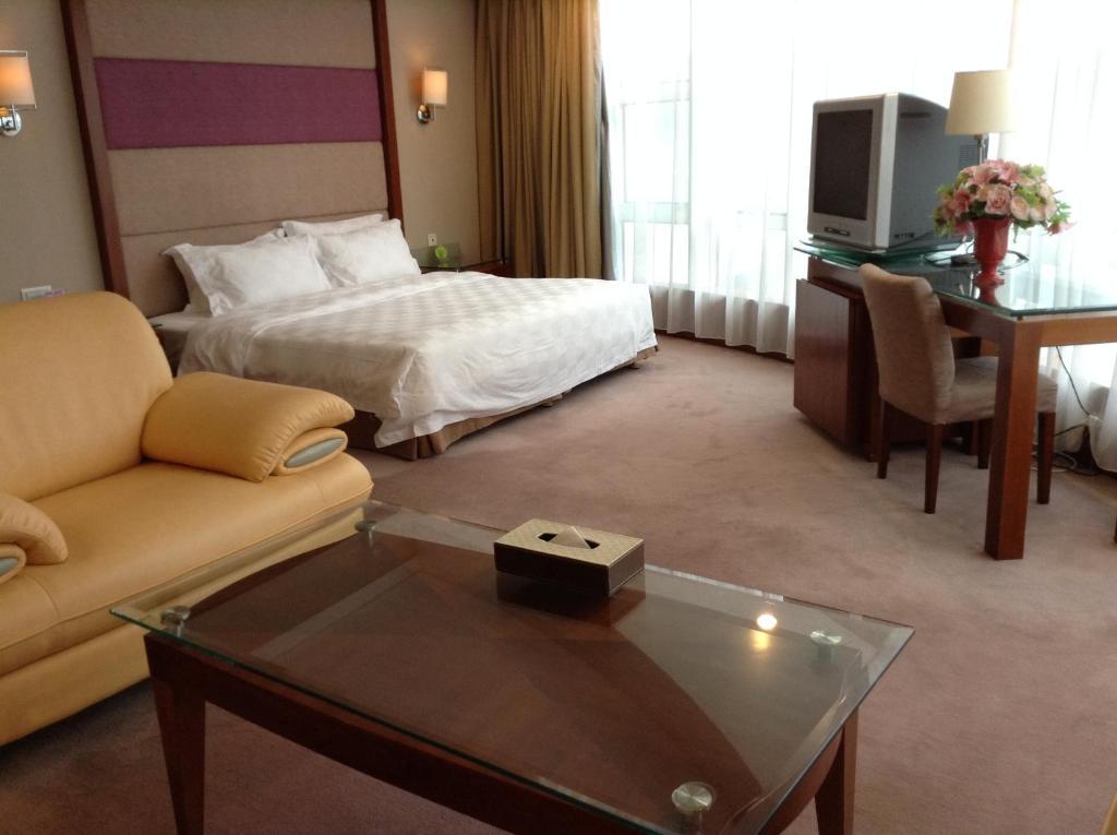 New Times Hotel Shenzhen Railway Station Extérieur photo