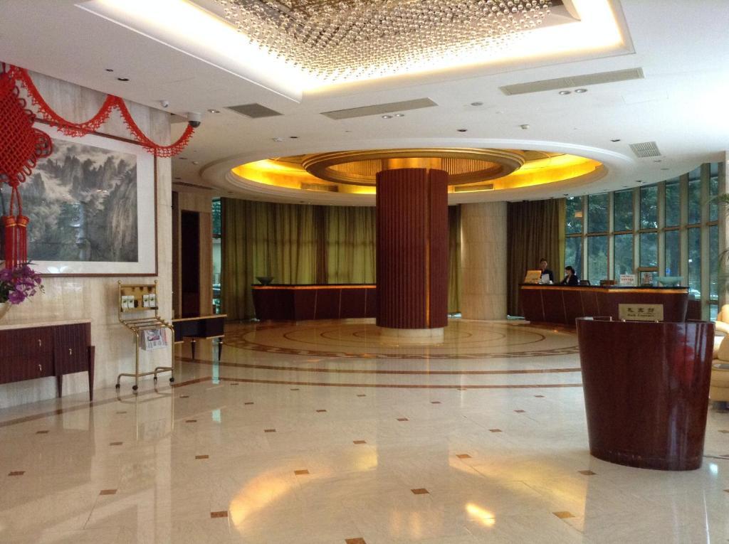 New Times Hotel Shenzhen Railway Station Extérieur photo