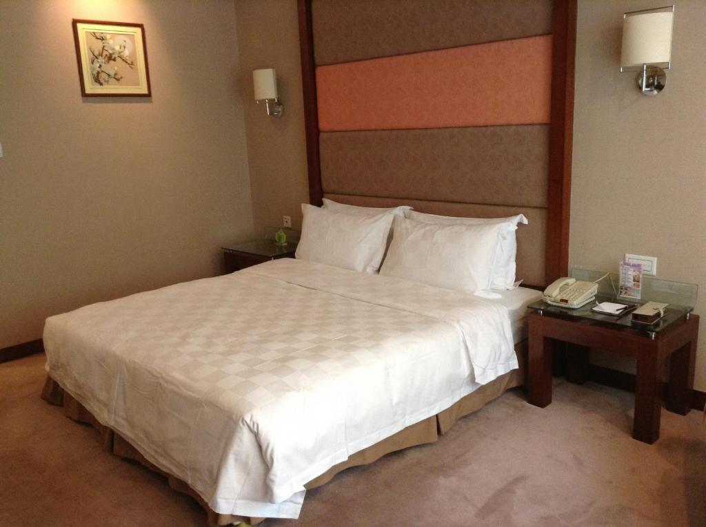 New Times Hotel Shenzhen Railway Station Extérieur photo