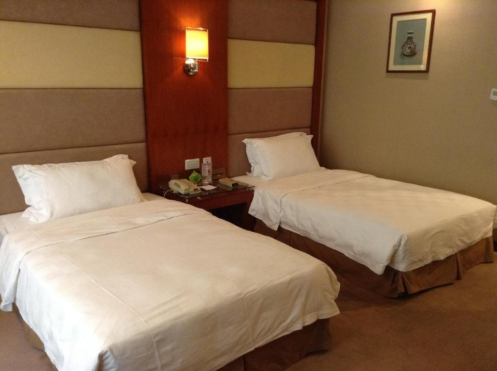 New Times Hotel Shenzhen Railway Station Extérieur photo
