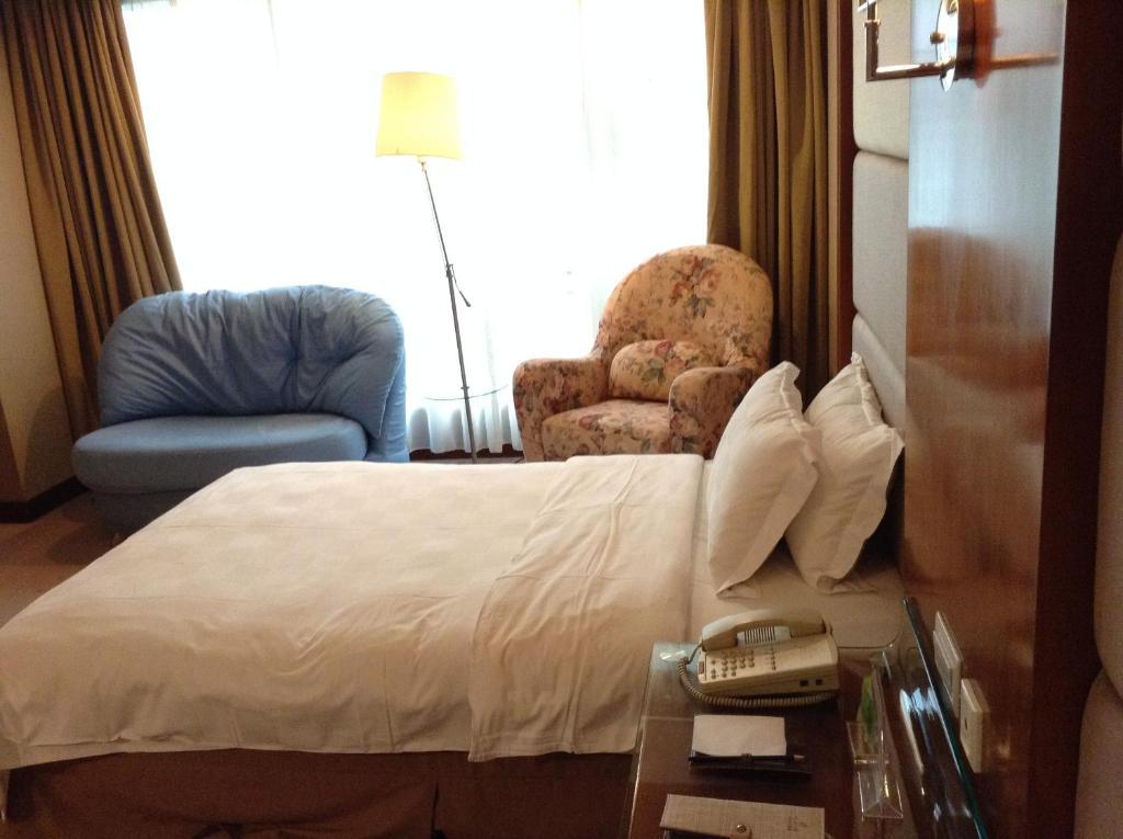 New Times Hotel Shenzhen Railway Station Extérieur photo