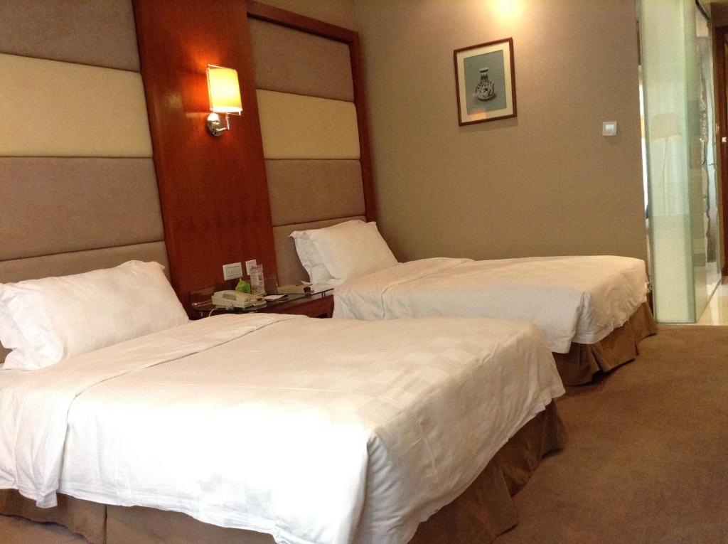 New Times Hotel Shenzhen Railway Station Extérieur photo