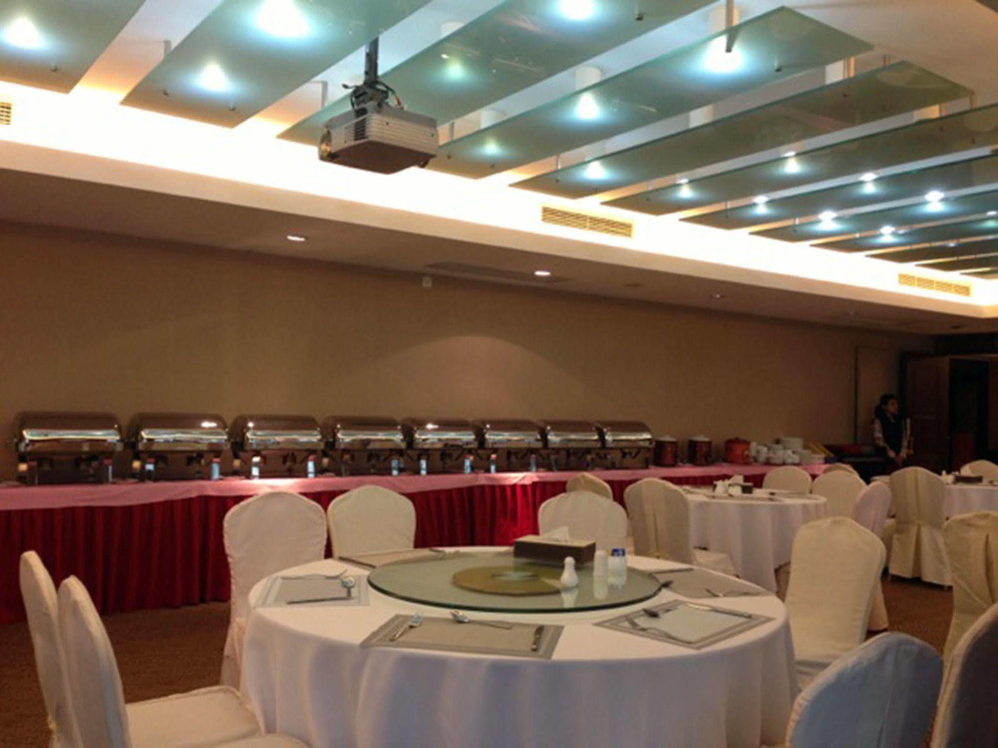 New Times Hotel Shenzhen Railway Station Extérieur photo